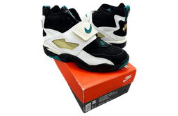 Nike Air Diamond Turf Emerald release thumbnail 2