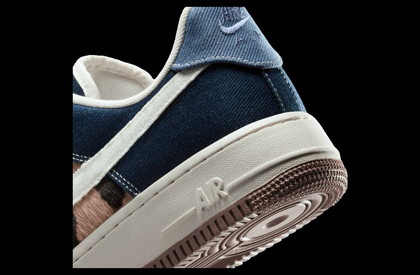 Nike Air Force 1 Low Blue Void / Sail release photo 8