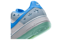 Nike Air Force 1 Low Starstruck release thumbnail 3