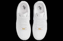 Nike Air Force 1 Low Triple White release thumbnail 4