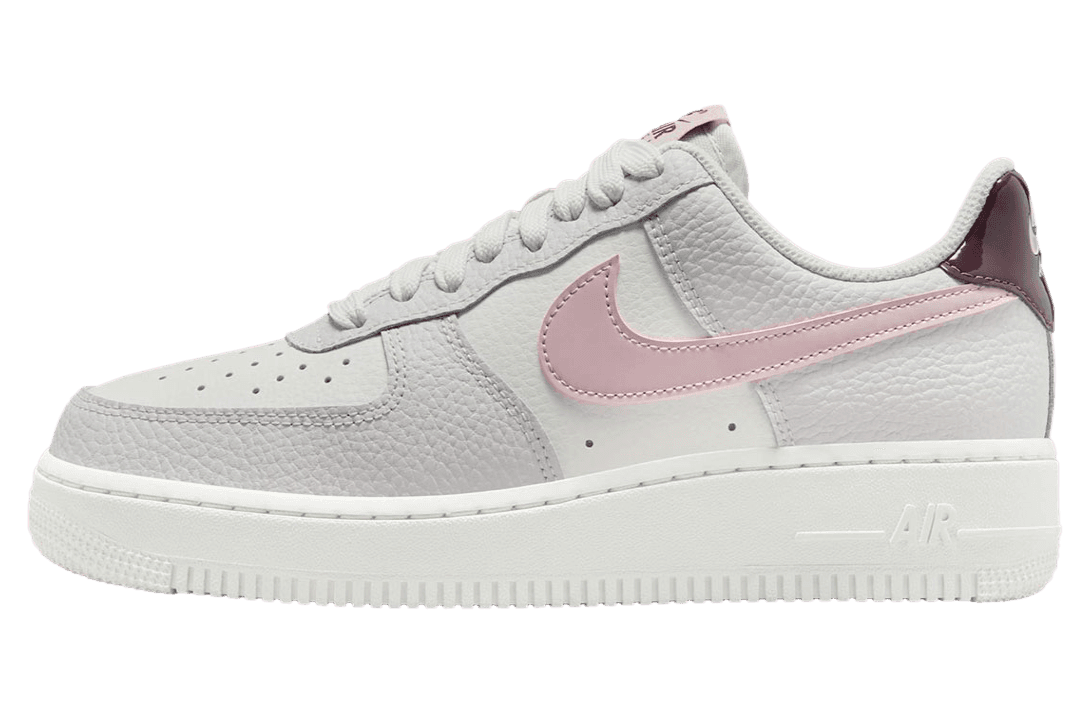 Nike Air Force 1 Low WMNS Plum Chalk / Pink Nike release photo
