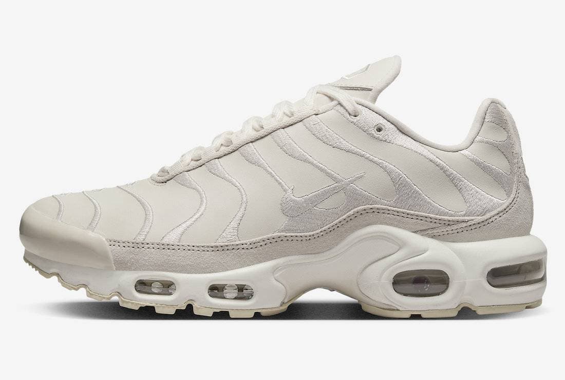 Nike Air Max Plus Cream Beige Nike release photo