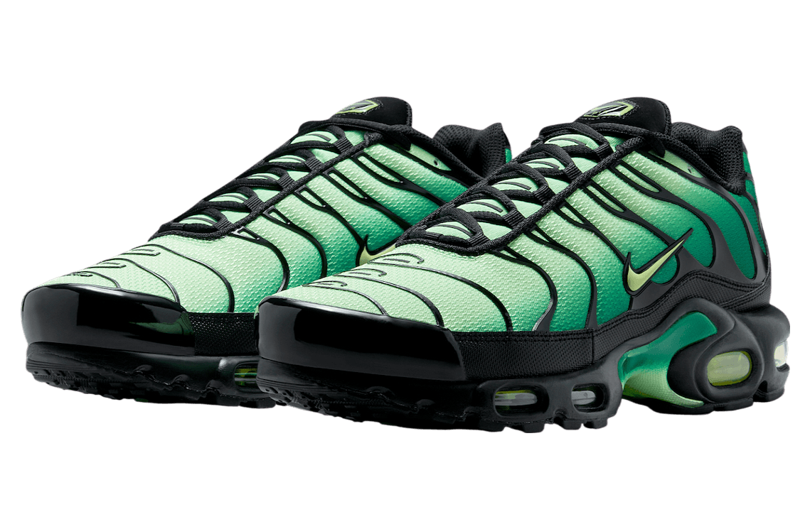 Nike Air Max Plus Green Gradient release photo 2