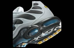 Nike Air Max Plus Grey / University Blue release thumbnail 8