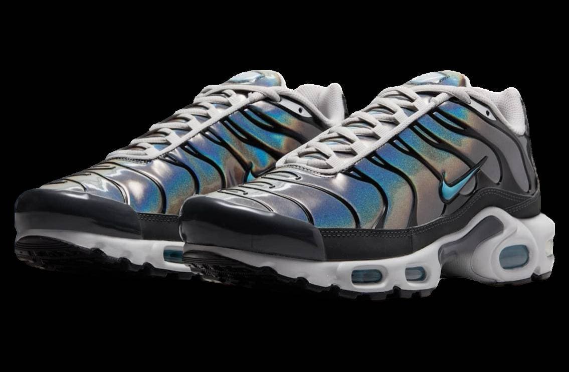 Nike Air Max Plus Iridescent release photo 3