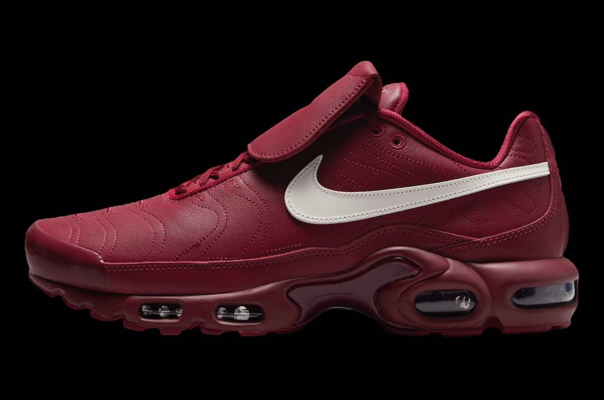 Nike Air Max Plus Tiempo Team Red Sail Nike release photo