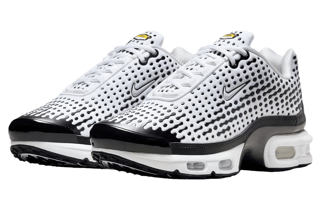 Nike Air Max Plus VII White / Smoke Grey release photo 2