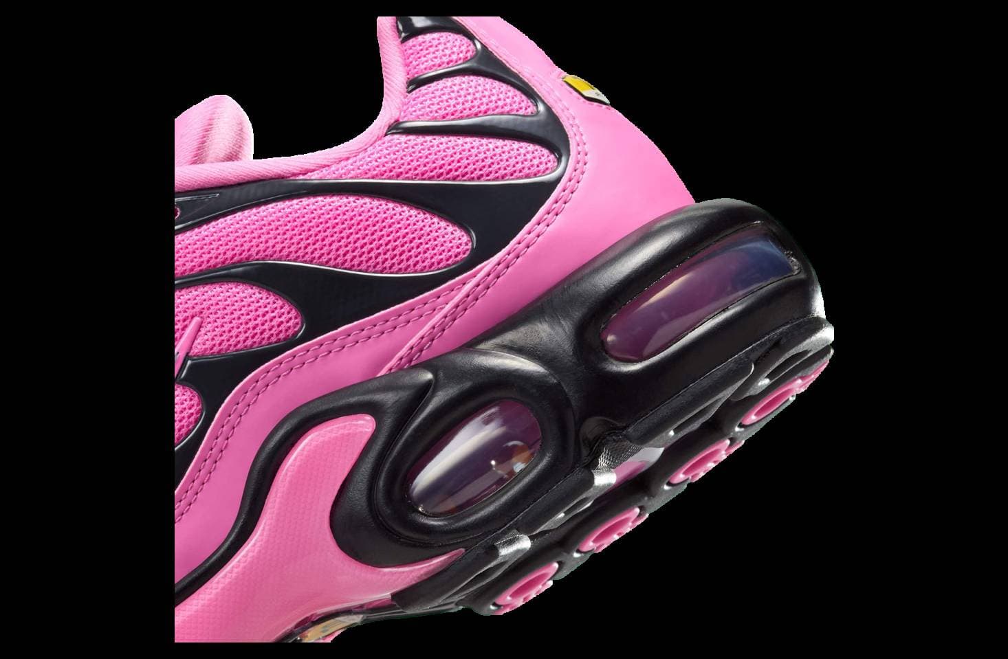Nike Air Max Plus WMNS Black / Pink release photo 7