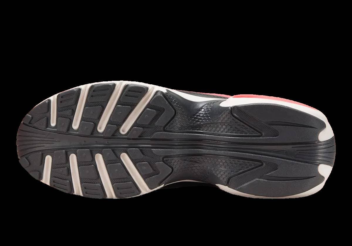 Nike Air Max Portal WMNS Black Hot Punch release photo 6