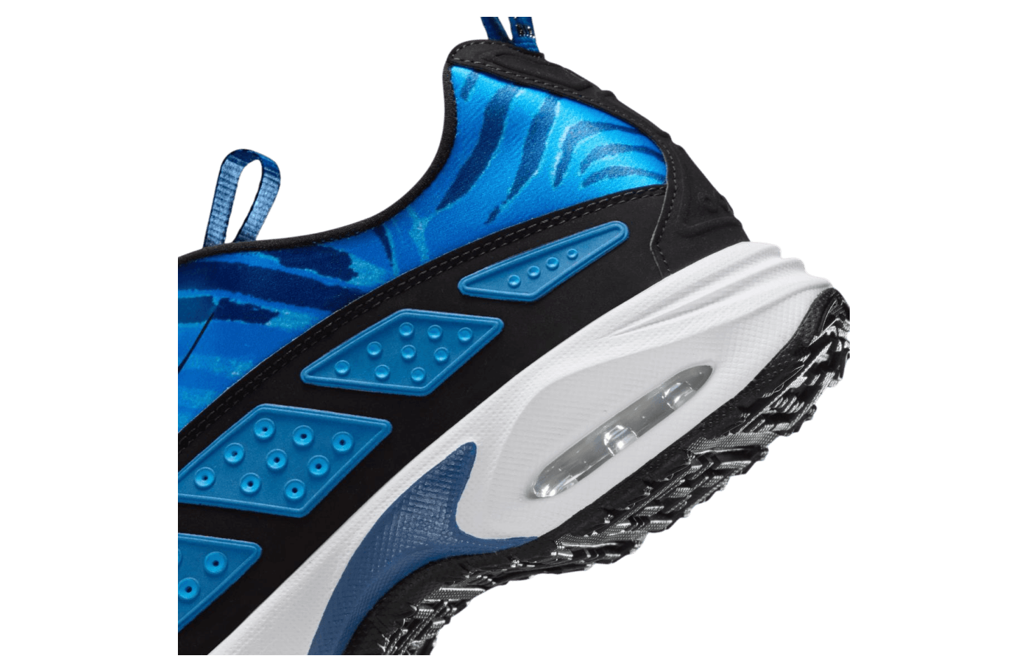 Nike Air Max SNDR Blue Camo release photo 3