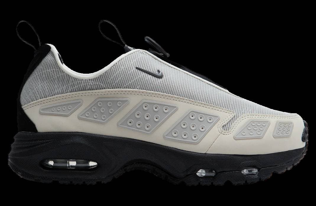 Nike Air Max SNDR WMNS Phantom / Black Nike release photo