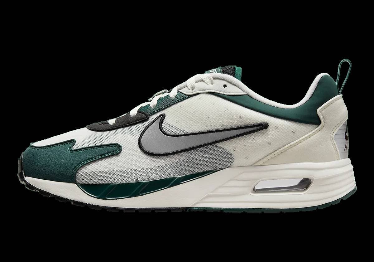 Nike Air Max Solo Michigan State Nike release photo