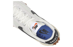 Nike Air Max Waffle Sail / Gum release thumbnail 3