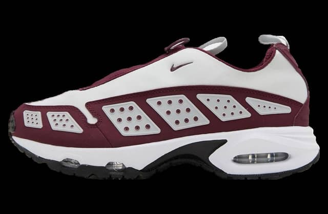 Nike Air Max WMNS SNDR Burgundy Crush Nike release photo