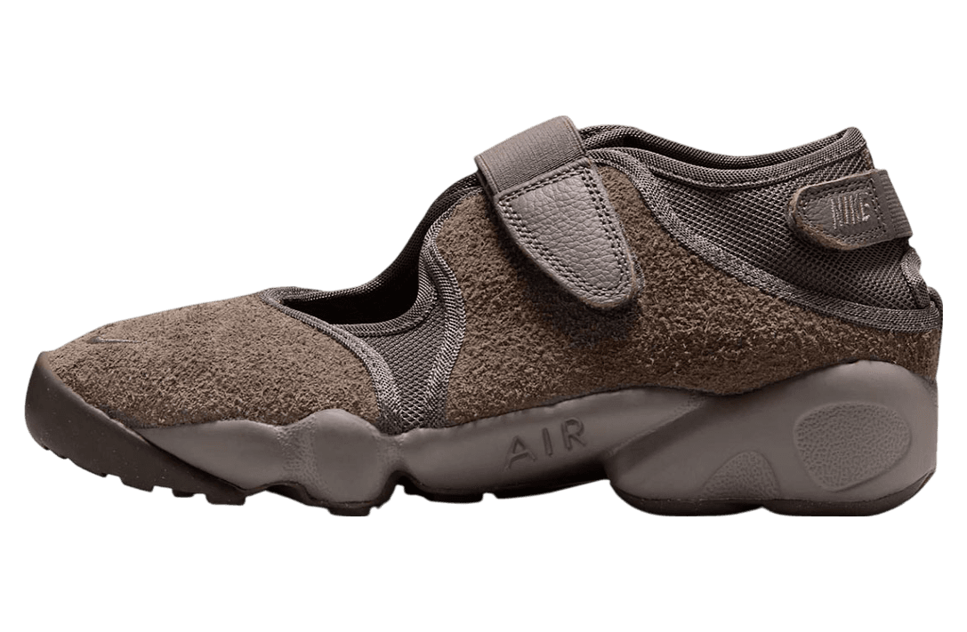 Nike Air Rift WMNS Ironstone / Cave Stone Nike release photo