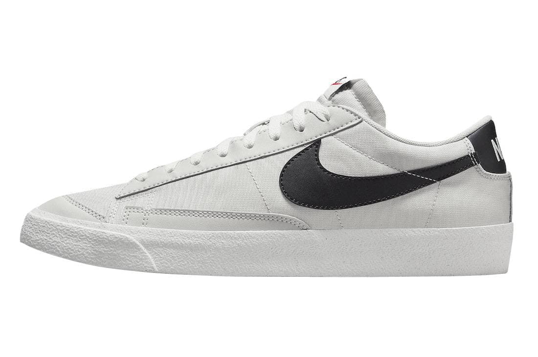 Nike Blazer Low 77 Light Bone Nike release photo