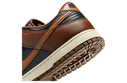 Nike Dunk Low Brown / Black release thumbnail 3