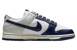 Nike Dunk Low New York Yankees release thumbnail 2