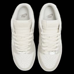 Nike Dunk Low Safari Phantom release thumbnail 3