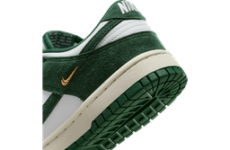 Nike Dunk Low Summit White / Gorge Green release thumbnail 3