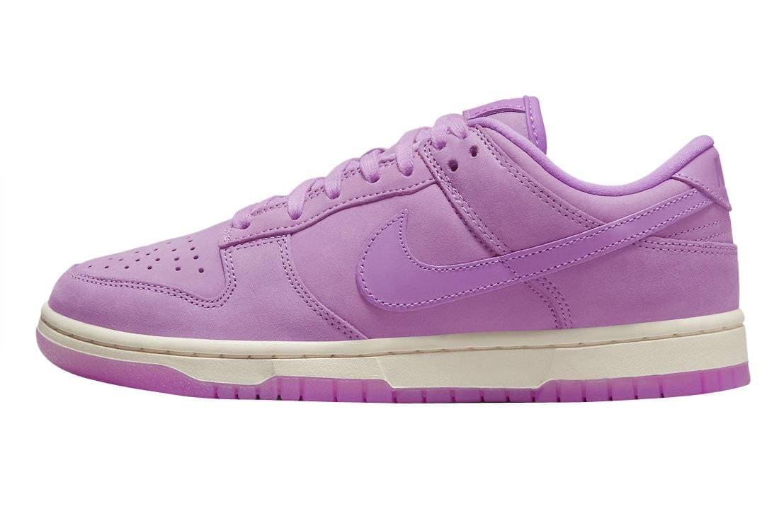 Nike Dunk Low WMNS Rush Fuchsia Nike release photo