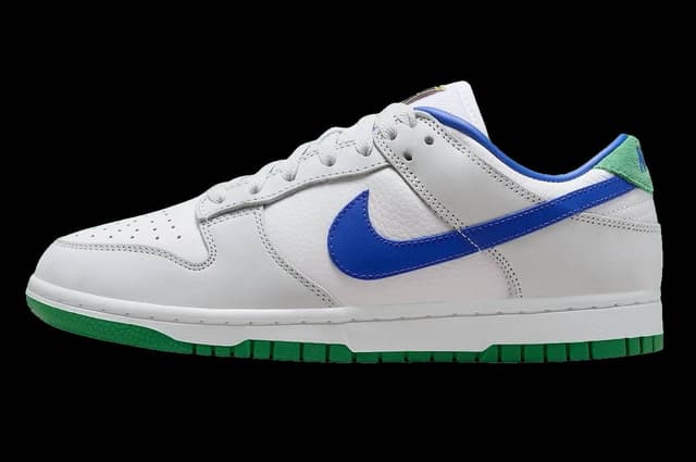 Nike Dunk Low WMNS Tennis Classic Nike release photo