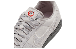 Nike Field General 82 Valentines Day release thumbnail 7