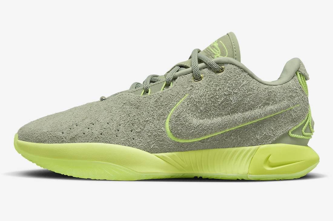 Nike LeBron 21 Algae Nike release photo