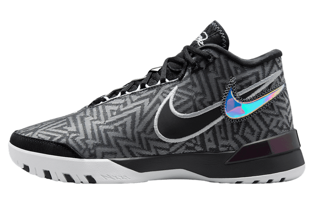 Nike LeBron NXXT Genisus Black Nike release photo