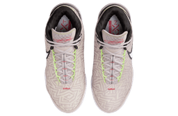 Nike LeBron NXXT Genisus Platinum Violet release thumbnail 4