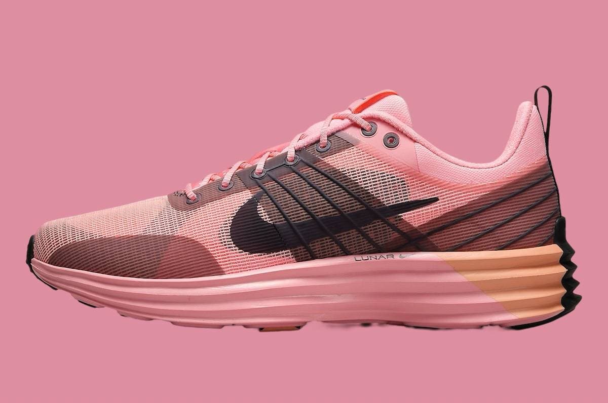 Nike Lunar Roam Premium Pink Gaze Nike release photo