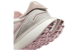 Nike Phoenix Waffle WMNS Valentine's Day release thumbnail 8