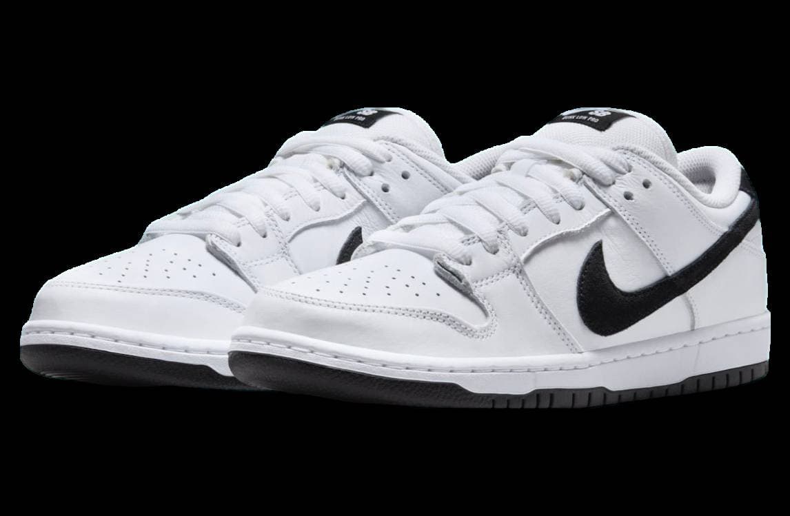 Nike SB Dunk Low White / Black release photo 2