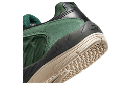 Nike SB Vertebrae Black / Malachite release thumbnail 8