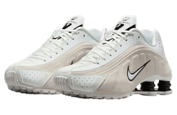 Nike Shox R4 WMNS White Black Suede release thumbnail 2