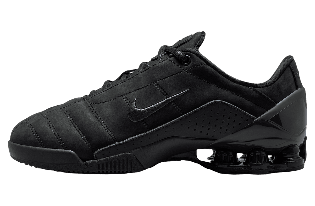 Nike Total 90 Shox Magia WMNS Black Nike release photo