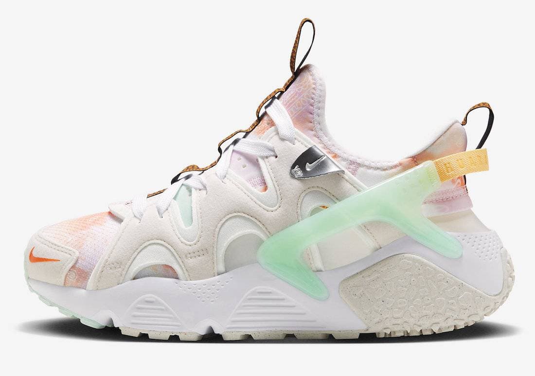 Nike WMNS Air Huarache Craft Mint Foam Nike release photo