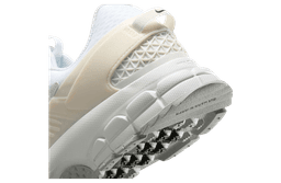 Nike Zoom Vomero 5 Roam Triple White release thumbnail 3