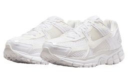 Nike Zoom Vomero 5 WMNS Triple White release thumbnail 2