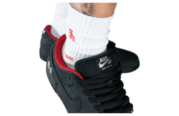 Supreme x Nike SB Dunk Low 94 Black 2025 release thumbnail 7
