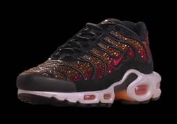 Swarovski x Nike Air Max Plus Sunset release thumbnail 2