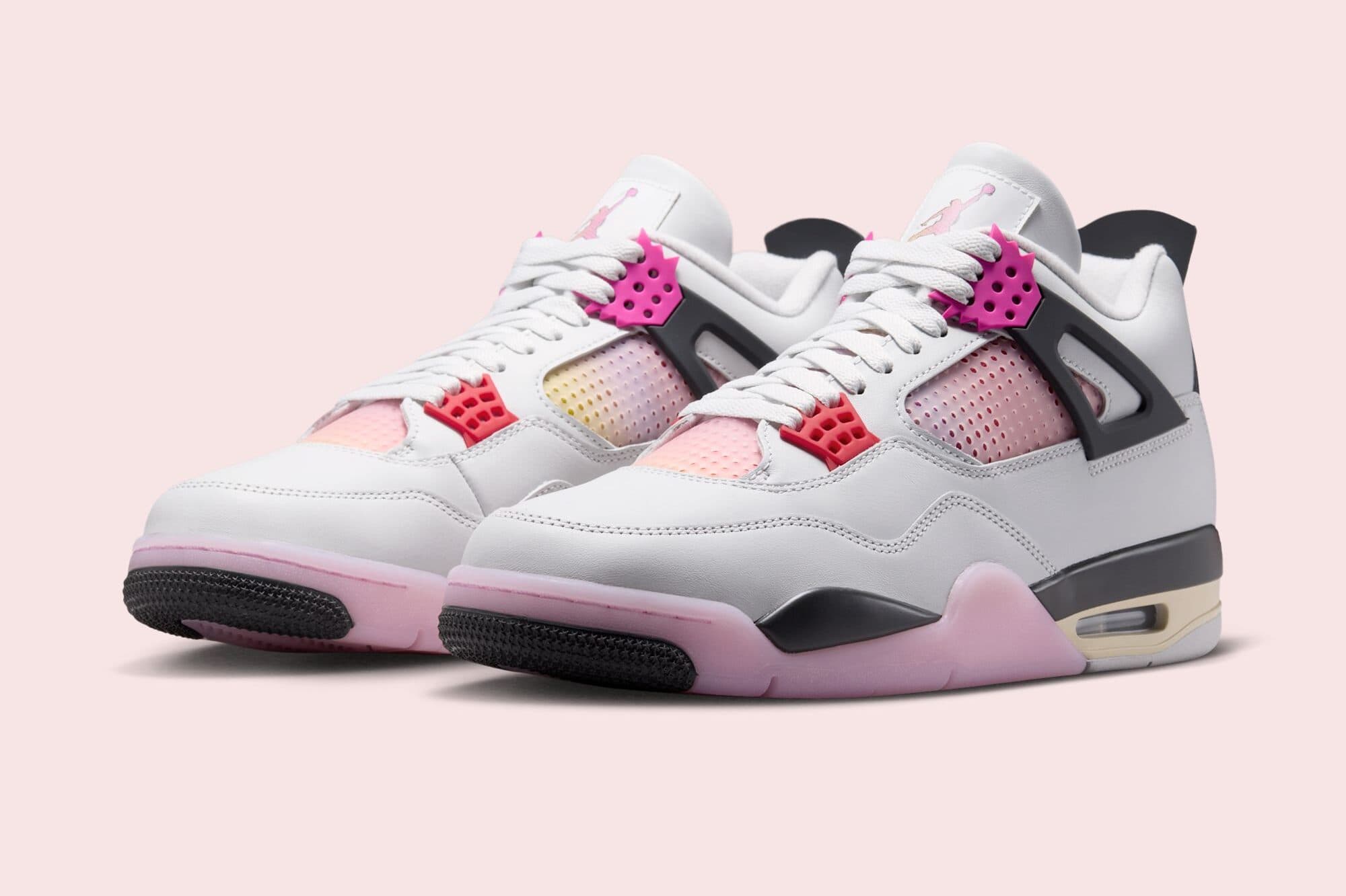 Air Jordan 4 "Comic" Jordan release photo