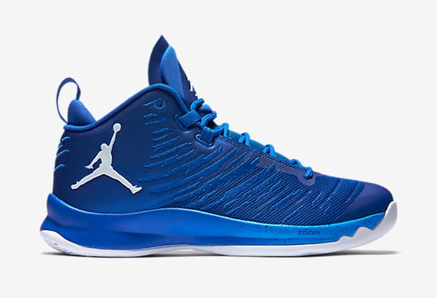JORDAN SUPER.FLY 5 “TEAM” PACK Jordan release photo