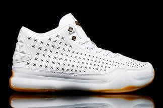NIKE KOBE 10 MID EXT Nike release photo