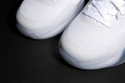 NIKE KOBE 10 “FUNDAMENTALS” release thumbnail 4