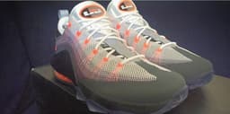 Nike Air Max 95 LeBron 12 Low QS release thumbnail 2