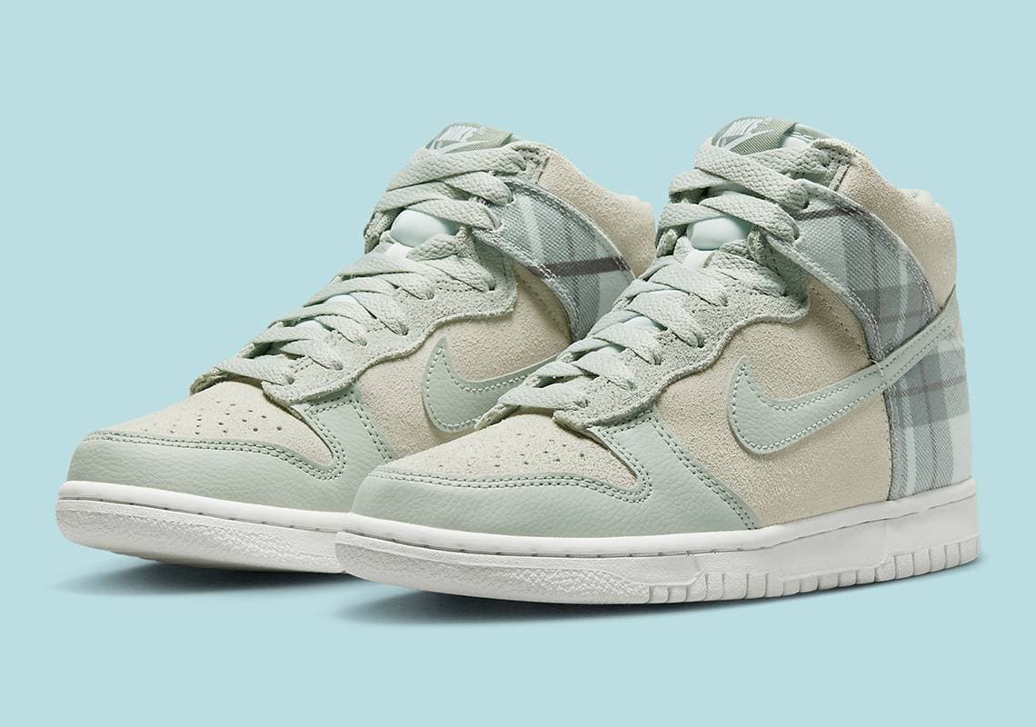Nike Dunk High Nike release photo