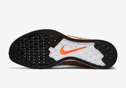 Nike Flyknit Racer release thumbnail 5