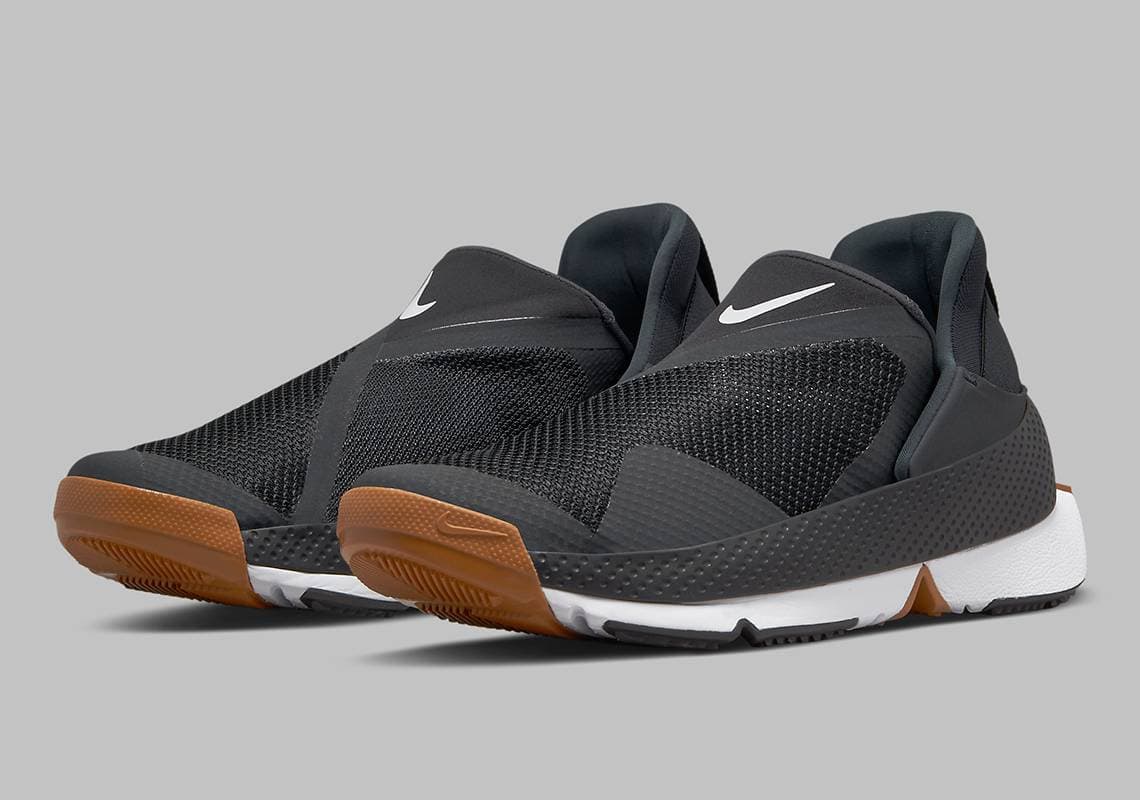 Nike Go FlyEase Nike release photo