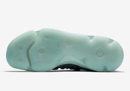 Nike KD 10 “Igloo” release thumbnail 5